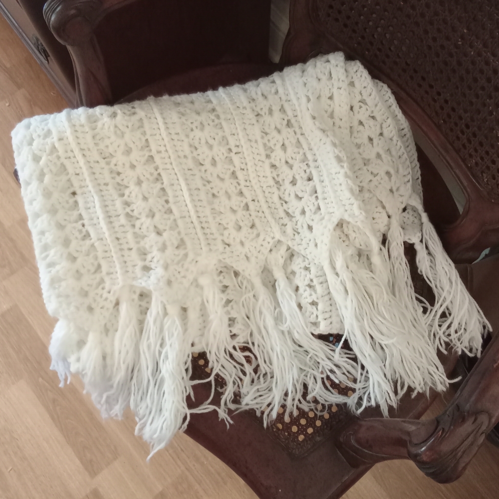Hand Made Vintage Cream Colored Crochet Afghan/Throw Blanket